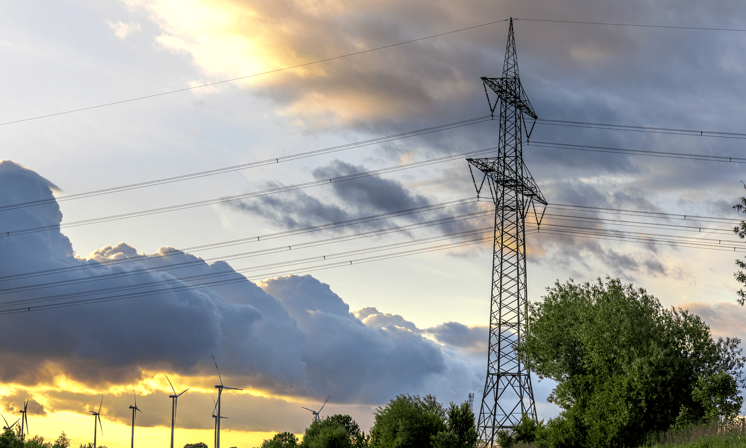 Строительство высоковольтной линии 330 кВ Псков-Лужская